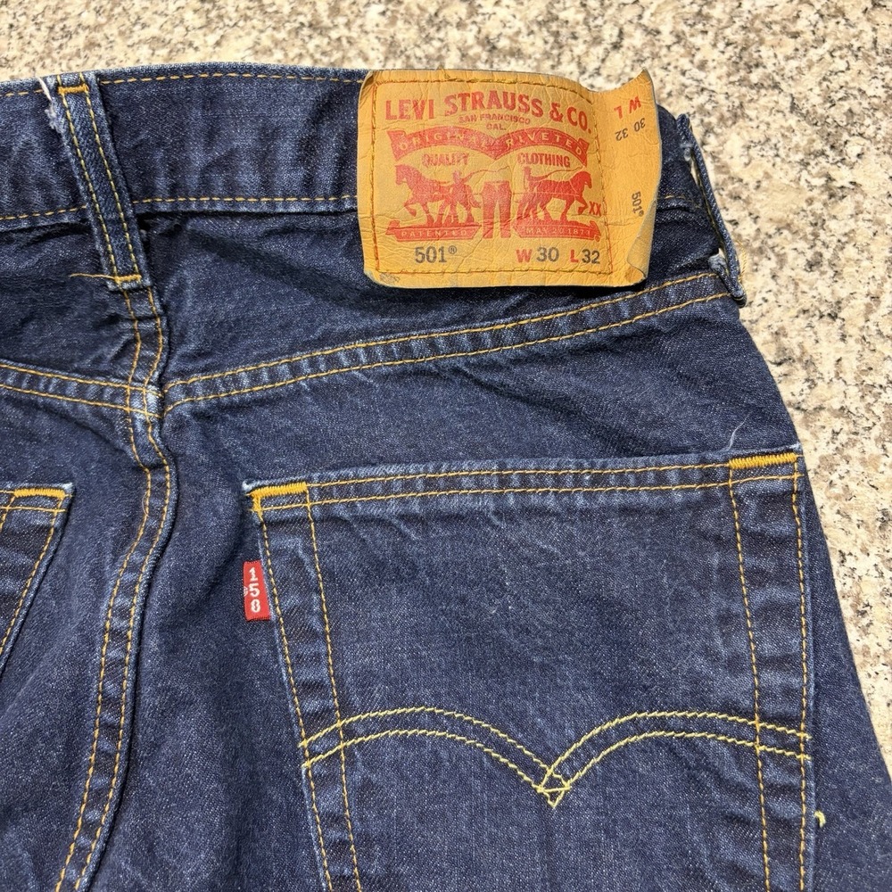 Levis 501 Jeans Mens 30x32 Dark Wash 150th Anniversary Special Edition Denim⁠